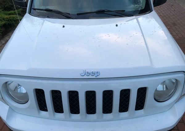Jeep Patriot cena 44900 przebieg: 184000, rok produkcji 2014 z Lublin małe 379